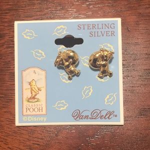 Ladies Vintage Van Dell Sterling Silver Winnie the Pooh Piglet Post Earrings